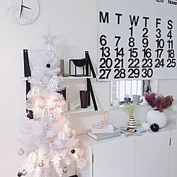 リビング/DIY棚/ホワイトツリー/クリスマスツリー/stendig calendar...などのインテリア実例 - 2017-11-22 18:53:25