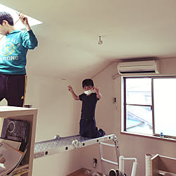 レンガ風/子供部屋/子供部屋男の子/DIY/壁紙...などのインテリア実例 - 2019-04-30 11:46:47