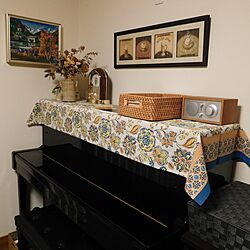 インド綿のマルチカバー/絵画のある部屋/ピアノのある部屋/置き時計/額絵...などのインテリア実例 - 2022-04-17 23:28:38