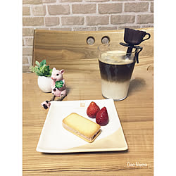 ウォールシール/レンガ風/フェイクグリーン/ブタモチーフ/カフェ気分...などのインテリア実例 - 2020-05-24 22:26:36