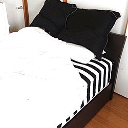ベッド周り/白黒/モノトーンの部屋/しまのインテリア実例 - 2013-07-11 14:34:20