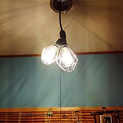 壁/天井/LEDエジソンランプ/ブルーの壁のインテリア実例 - 2017-05-17 20:58:08