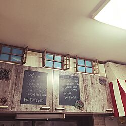 キッチン/黒板の文字って難しい/窓風/セリア/空壁紙...などのインテリア実例 - 2016-11-08 00:14:45