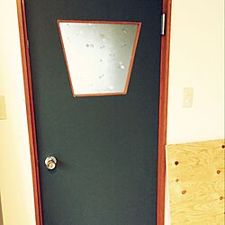 玄関/入り口/ドアリメイク/ドア/ペンキ塗り/塗装...などのインテリア実例 - 2016-04-30 22:31:52