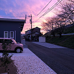 ピンクの車/緑のおうち/夕焼けがキレイ/ガルバリウムの家/緑の家...などのインテリア実例 - 2022-10-25 23:03:04