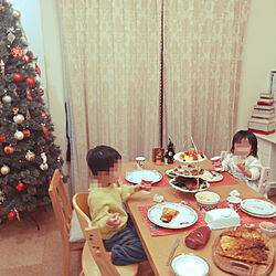 部屋全体/クリスマス/子供と暮らす/子供のいる暮らし/クリスマスツリー...などのインテリア実例 - 2021-12-24 22:40:43
