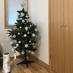 リビング/加湿器もインテリアに/雪の結晶をオーナメント/クリスマスオーナメント/クリスマスツリー...などのインテリア実例 - 2016-11-14 08:18:13