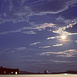 今日は朝から雨/今日が満月/空を見るのが好き/雲も好き/空を見上げて...などのインテリア実例 - 2023-05-06 11:07:30