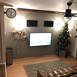 クリスマスツリー足元カバー/クリスマスツリー足元隠し/クリスマスツリー180cm/建売住宅でも快適生活/観葉植物...などのインテリア実例 - 2020-12-04 19:19:41