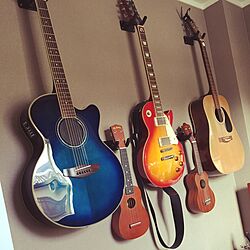 部屋全体/書斎3畳/音楽室/ギターを壁掛けに/ギターのある部屋のインテリア実例 - 2017-06-08 06:27:47