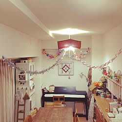 部屋全体/ダイニング/ごちゃごちゃしてますが(^^;;/サプライズ♡/誕生日飾り付け...などのインテリア実例 - 2015-11-03 01:29:13