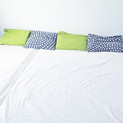 ベッド周り/シンプル/無印のシーツ/IKEAの激安枕カバーのインテリア実例 - 2014-08-11 17:54:58