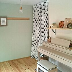 ベッド周り/ピアノがある部屋/カーテン 手作り/電子ピアノ/元和室...などのインテリア実例 - 2017-05-10 17:22:09