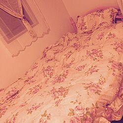 ベッド周り/薔薇が好き/ピンク/一人暮らし/ガーリーのインテリア実例 - 2015-05-20 01:21:25