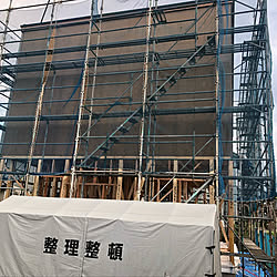 毎日が楽しみ/ガルバリウム屋根/35坪の家/フォローありがとうございます☆/新築建築中...などのインテリア実例 - 2019-09-12 22:13:59