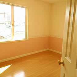 部屋全体/娘のお部屋♡/ピンクと白の壁紙/フレンチガーリー/白いドア...などのインテリア実例 - 2017-11-06 12:27:34