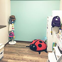壁/天井/DIY/子ども部屋/クッションフロア/グリーンの壁紙...などのインテリア実例 - 2017-04-19 23:43:10