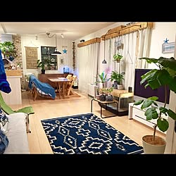 部屋全体/間接照明初心者/ペニンシュラキッチン/カーテンボックスDIY/ネイティヴ柄...などのインテリア実例 - 2016-05-12 23:12:10