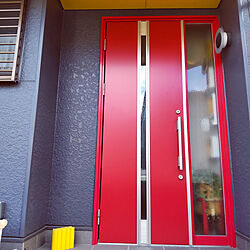 玄関/入り口/わが家のドア/赤のドア/玄関ドア/黄色のの傘立て...などのインテリア実例 - 2022-02-05 12:00:11