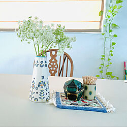 リビング/落ち着く空間作り/テーブルにお花/観葉植物/白の床...などのインテリア実例 - 2023-07-12 12:00:30