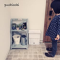 玄関/入り口/予備ポスト/ロハスで購入の棚とミニ看板/yuchiちゃん手作りタグ貼ってみた❤︎/Fellowちゃんの多肉は一番右の黒いの...などのインテリア実例 - 2014-11-09 17:13:13