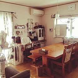 部屋全体/ルーバー/ミシンテーブル/ペイントしたキャビネット/ブログやってます♪...などのインテリア実例 - 2015-02-28 10:14:34