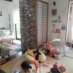 部屋全体/子供と暮らす。/100均/クッション/赤ちゃんのいる暮らし...などのインテリア実例 - 2017-05-17 02:16:56