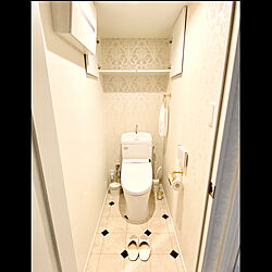 自動点灯自動消灯/トイレの棚/真鍮トイレットペーパーホルダー/真鍮タオルハンガー/トイレの壁紙...などのインテリア実例 - 2021-08-10 18:51:34