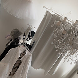 シャンデリア/チュチュ/バレエの衣装/白いカーテン/白い部屋...などのインテリア実例 - 2020-05-17 03:52:51