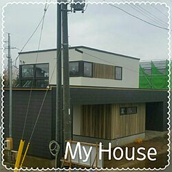 玄関/入り口/新築建築中/ガルバリウム鋼板/ガレージのある家/吹き抜けリビング...などのインテリア実例 - 2016-11-16 05:28:18