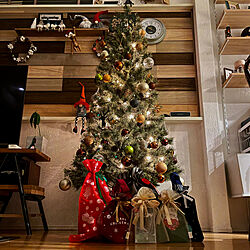 リビング/プレゼント/クリスマスツリー180cmのインテリア実例 - 2023-12-25 06:40:46