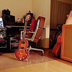 ギター/PCデスク周り/Mac/楽器のインテリア実例 - 2015-08-16 00:51:40