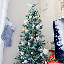 クリスマスツリー/ニトリ/冬支度/ホワイト大好き/いいね&フォローありがとうございます♡...などのインテリア実例 - 2022-12-09 13:45:41