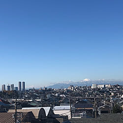 部屋全体/冬の空/富士山が見える部屋/富士山/ひとり暮らし...などのインテリア実例 - 2019-12-05 07:07:04