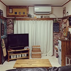 部屋全体/おままごとキッチンDIY /壁紙/板壁/テレビ台DIY...などのインテリア実例 - 2015-02-26 05:34:05