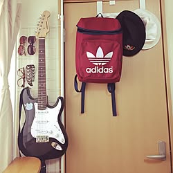 壁/天井/Adidas/guitar/100均のインテリア実例 - 2016-03-29 12:02:29