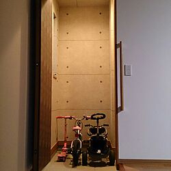 壁/天井/コンクリート壁紙/玄関収納のインテリア実例 - 2017-07-21 05:22:53