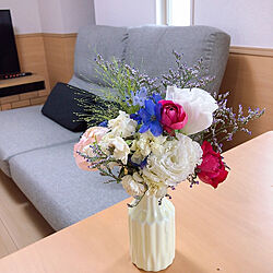フラワー/結婚記念日/お花/花瓶/お花のある暮らし...などのインテリア実例 - 2019-05-27 12:12:13