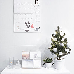 棚/ニトリのオーナメント/IKEAのツリー/ホワイトクリスマスツリー/ホワイトクリスマス...などのインテリア実例 - 2018-12-16 17:29:28