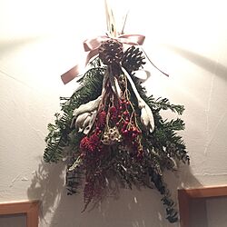 玄関/入り口/ドライフラワー/クリスマススワッグ/手作り/北欧暮らしの道具店...などのインテリア実例 - 2016-12-03 05:37:23