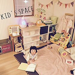 子どもスペース/こどもエリア/こどもスペース/娘のスペース/キッズスペース (リビング)...などのインテリア実例 - 2015-02-07 15:11:04