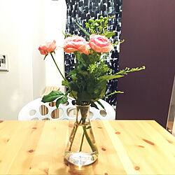 机/ダイニングテーブル/花瓶/花のある風景/花のある暮らしのインテリア実例 - 2018-09-15 21:43:00