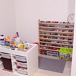 棚/タイルカーペット/おもちゃ収納/手作り棚/DIY...などのインテリア実例 - 2017-06-16 22:19:44