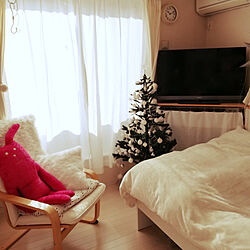 ベッド周り/クリスマス/夫婦の寝室/Xmasツリー/ニトリのツリー150cm...などのインテリア実例 - 2020-11-18 10:43:36