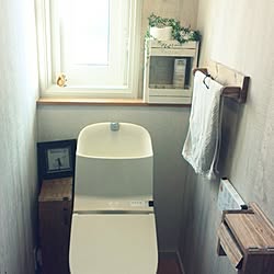 バス/トイレ/DIY女子/壁紙はりました/時計リメイク/トイレットペーパーホルダーdiy...などのインテリア実例 - 2017-05-18 05:37:21