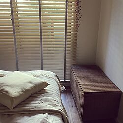 ベッド周り/籐の収納/木製ブラインドのインテリア実例 - 2016-10-31 14:08:46