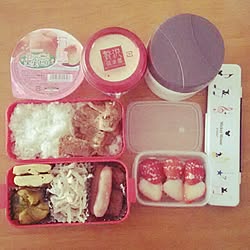 机/お弁当/のんびりまったり♪/インテリアじゃなくてごめんなさい/RCの皆さまに感謝♡...などのインテリア実例 - 2015-05-18 08:35:34