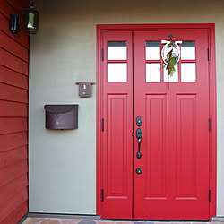 部屋全体/お正月/赤いドア/しめ飾り/玄関ドア...などのインテリア実例 - 2017-12-27 21:07:50