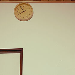 ニトリ/時計/LDK/塗り壁/無垢材...などのインテリア実例 - 2022-09-02 16:19:17