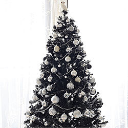 クリスマスツリー/クリスマス/Black＆White/子供と暮らす。/モノトーンインテリアにしたい...などのインテリア実例 - 2021-12-08 09:04:35